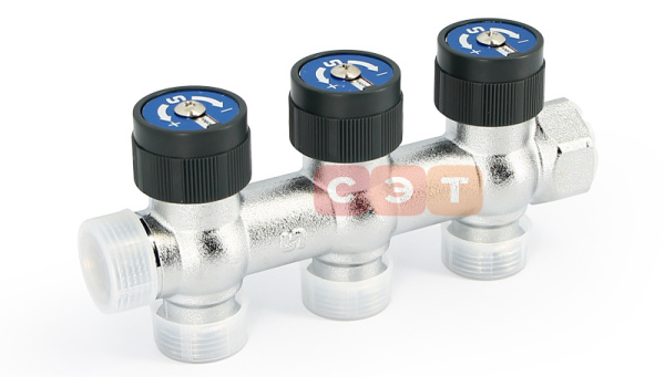 Коллектор НВ 3/4" х 4 вых 3/4" ЕК, выходы 180°, 50 мм, с вентилями, хром